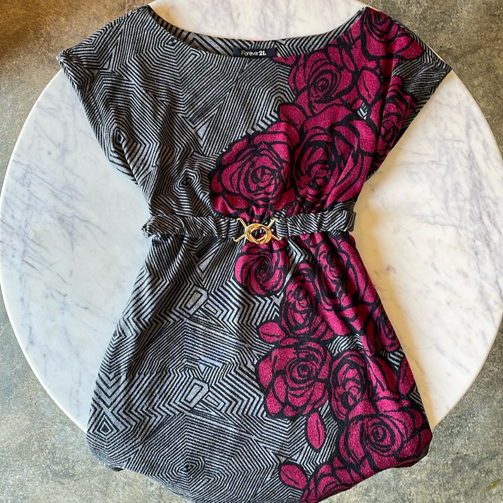 Funky and Fun Forever 21 Belted Dress Size Medium